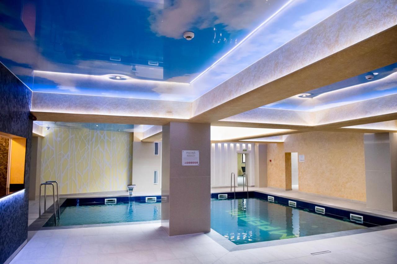 Imperial Hotel&Spa - Băile Olăneşti Eksteriør billede